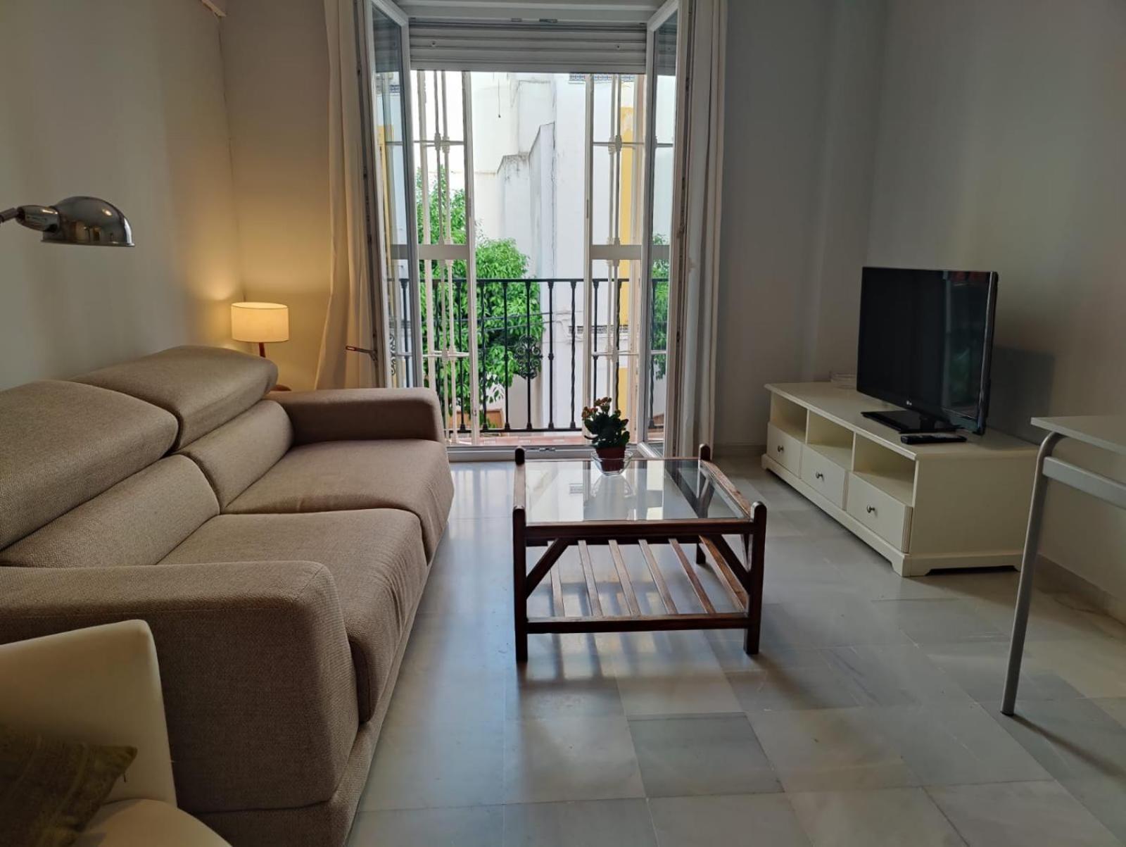 Luminoso Apartamento Exterior Con Balcon Y Patio En Centro Historico Feria-Alameda Sevilla Buitenkant foto